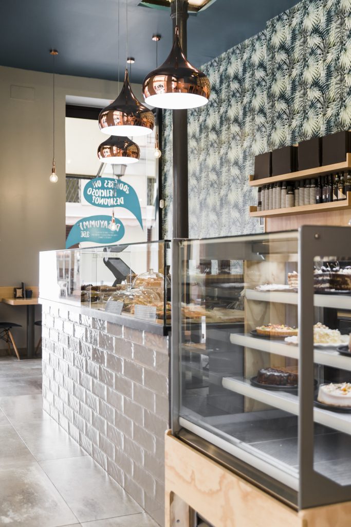 interior-bakery-with-lighting-equipments
