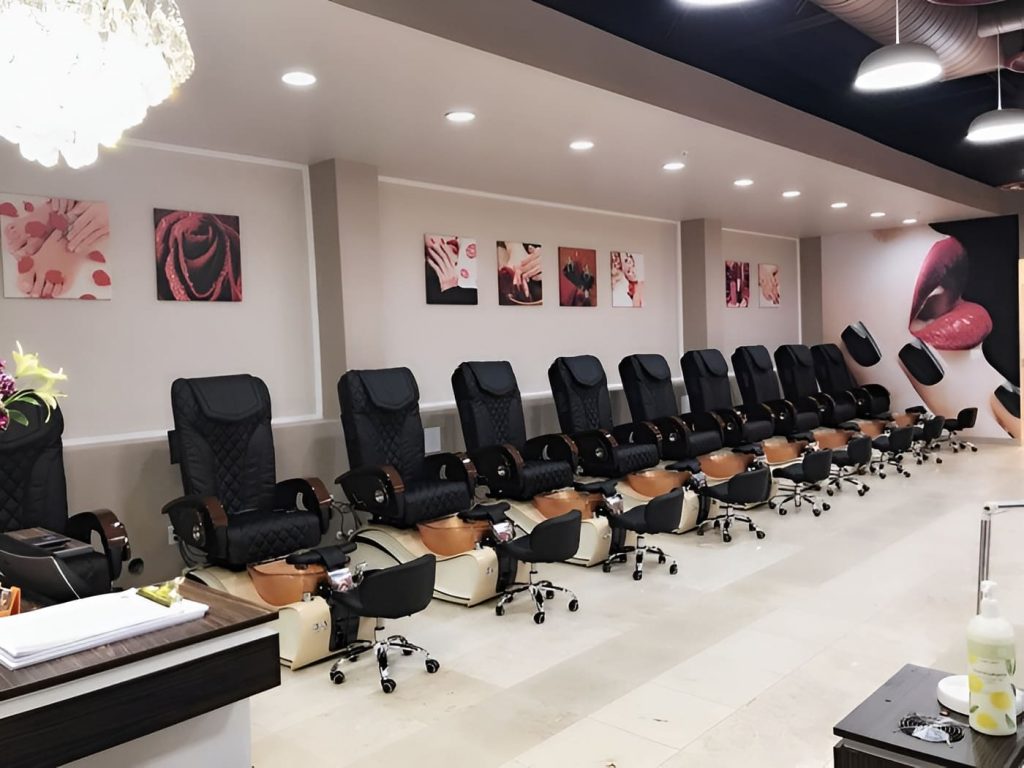 Glo Nails Spa 2 Colorado Springs, CO